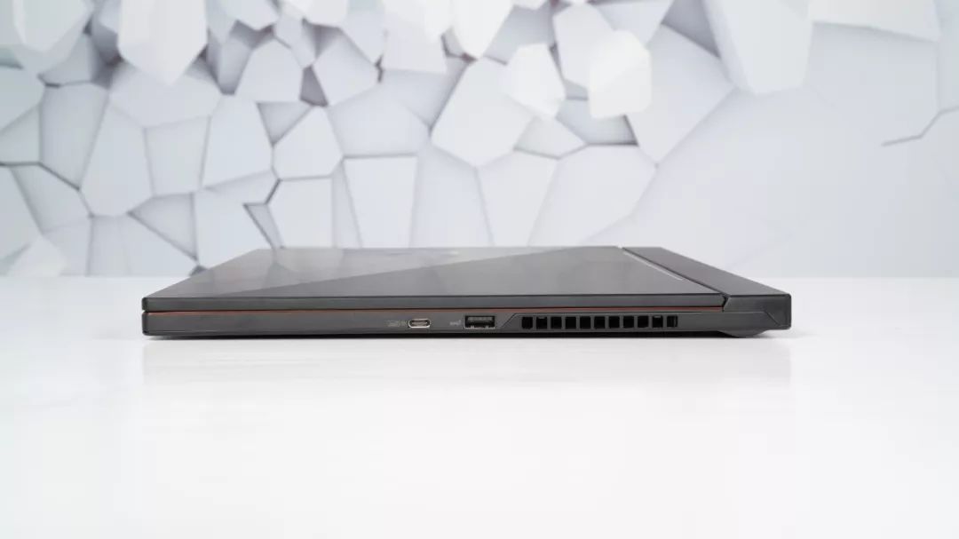 目前散热最强的游戏本,游戏本和轻薄本哪个散热好