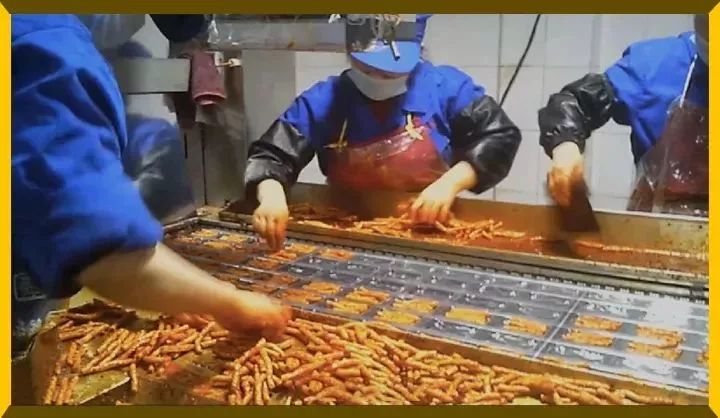 吃一次等于喝3次马桶水!这个食物让小伙整个胃烂了…