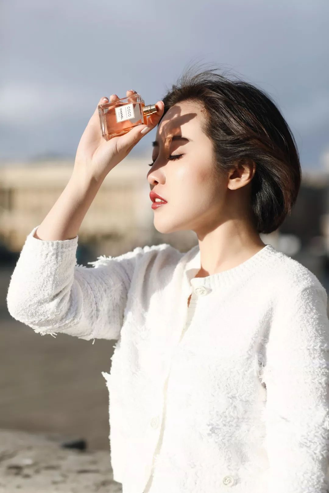 用鼻子寻找春天,用鼻子闻气味找对象