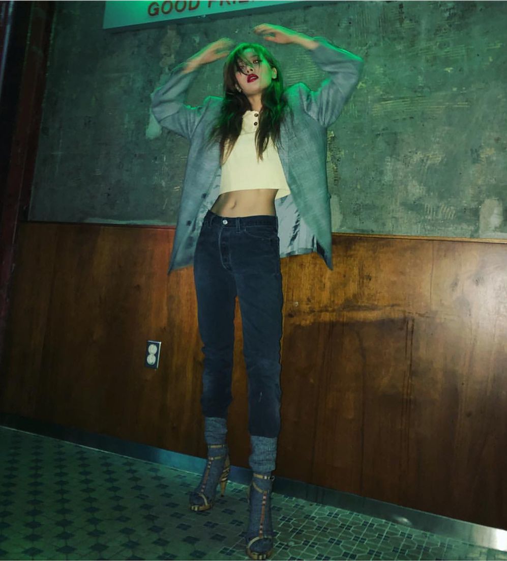 泫雅衣着,泫雅衣服怎么搭配