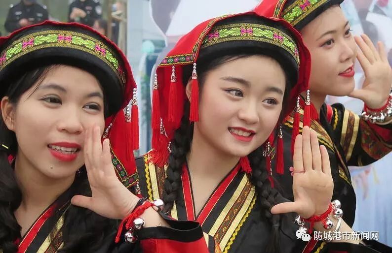 【嘿撩撩啰】壮族三月三，防城港等你撩！