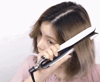 泫雅孔雪儿关晓彤,关晓彤和泫雅撞衫