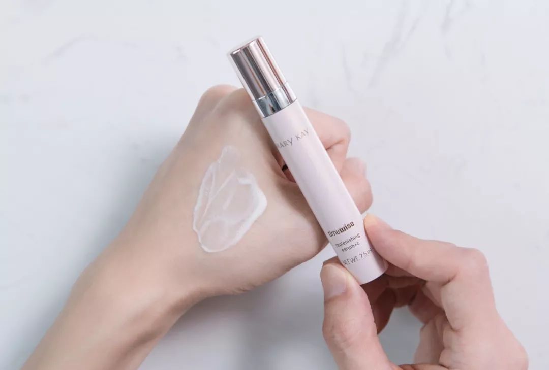 别瞎喂了！你的肌肤其实爱吃维C小方！