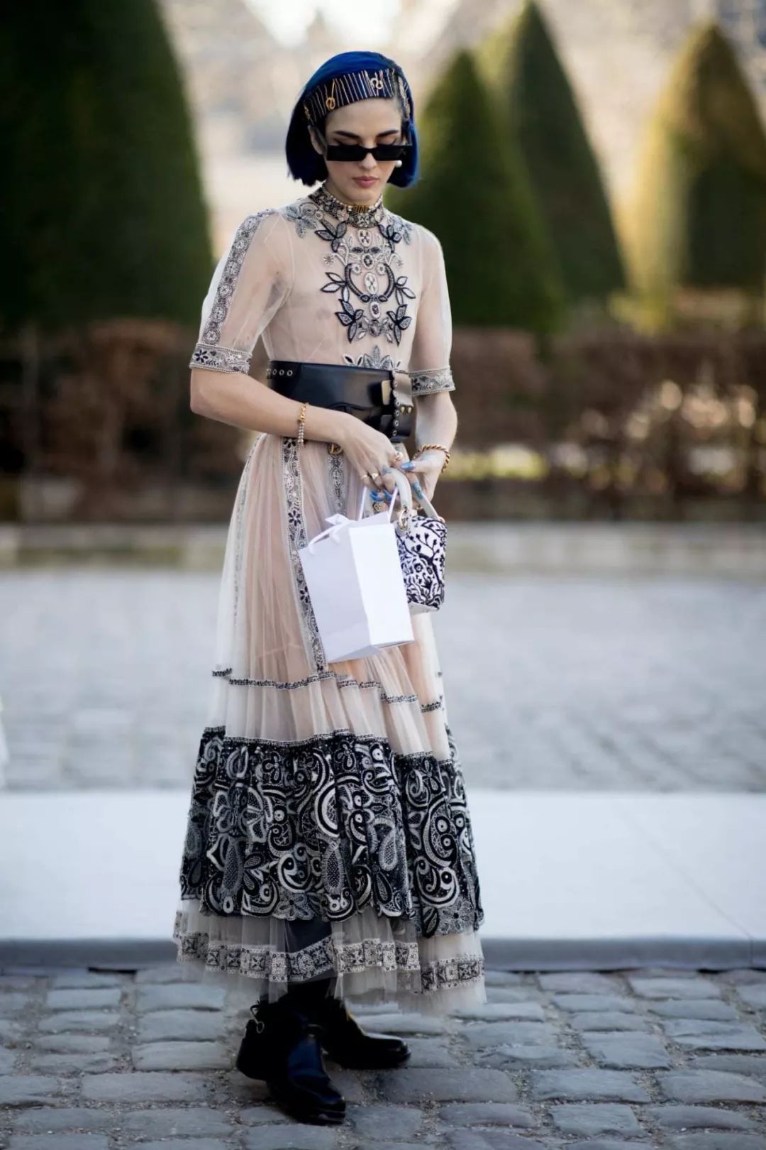 为什么有时候妖艳jian货和时装精仅有一线之隔？