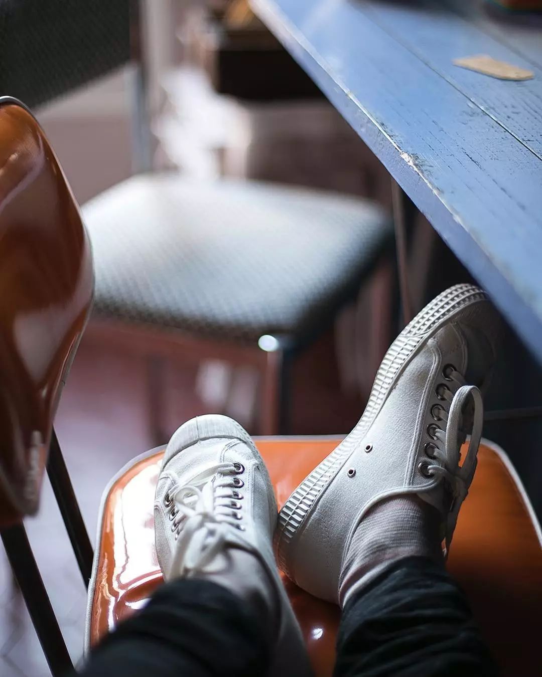 匡威联名川久保玲鞋,匡威川久保玲联名是经典还是1970s