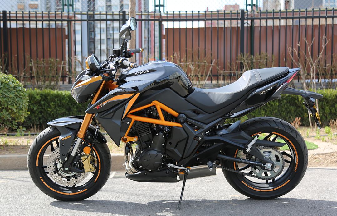 光阳krider400台湾车评,光阳krider400改装外观