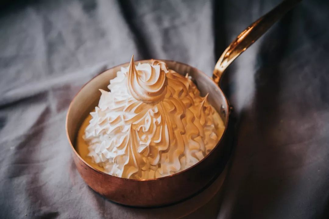 台北开了亚洲首家金普顿，我跟女神张钧甯擦肩而过