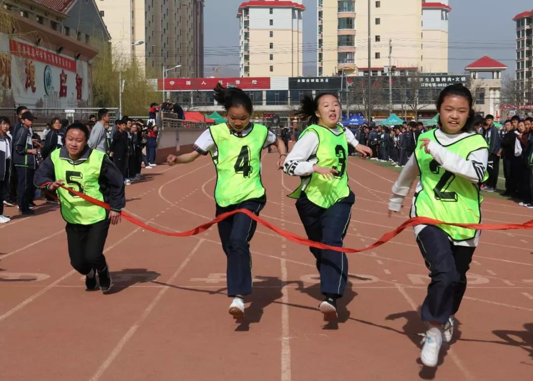 定格校园最美瞬间,明德初中第九届田径运动会
