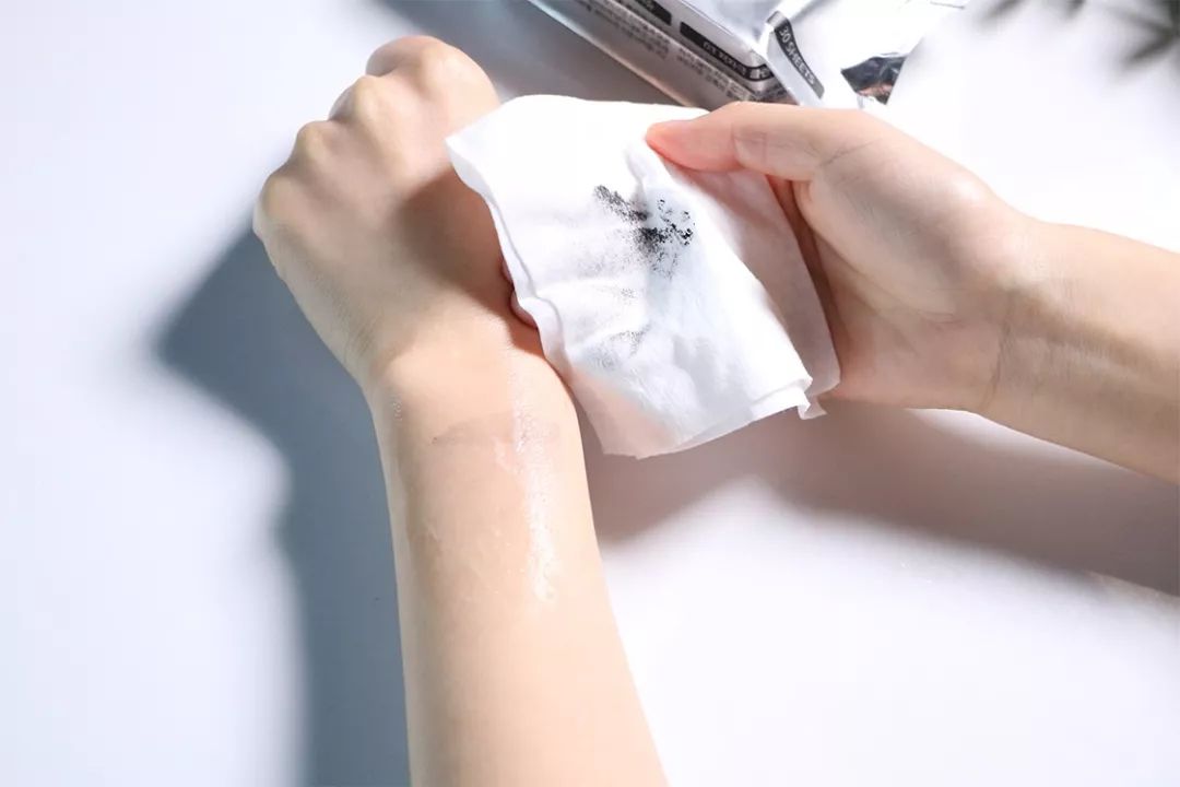 39岁全智贤又凭素颜上热搜？这么多年她怎么就不显老！