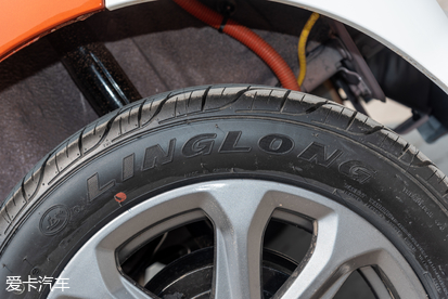 表现出乎意料好开不贵的入门级电动车比亚迪e1