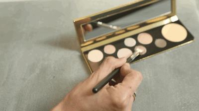 为什么有的人化妆一点瑕疵都没有,为什么有的人化妆反倒难看了