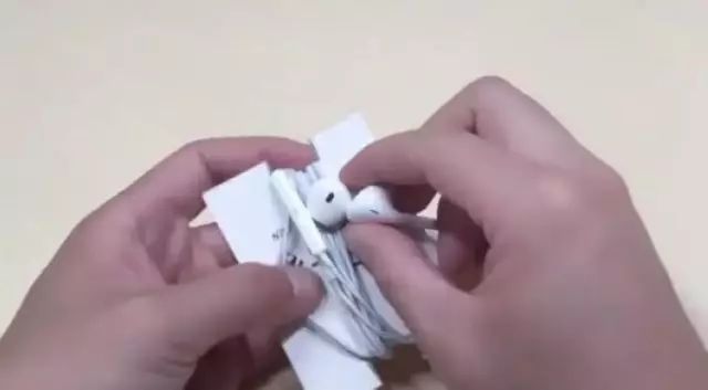 新衣服吊牌掉了可以退吗,新衣服吊牌要不要剪