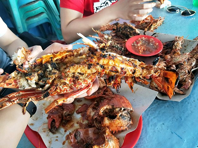 巴厘岛漂流跟团游一日游,巴厘岛冲浪潜水行程推荐
