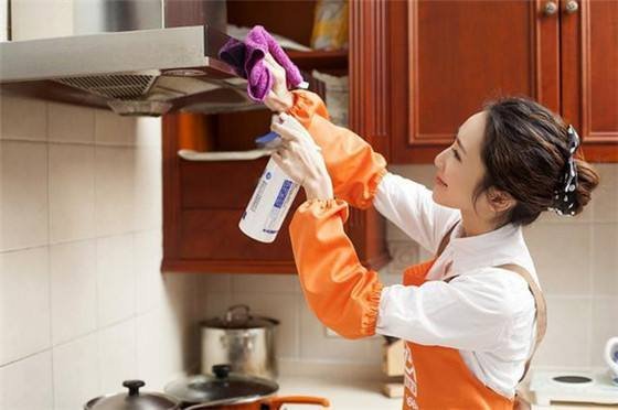 过年了擦油烟机,过年洗油烟机就用这个轻松搞定