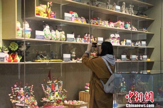 非遗传承山东手造,非遗活态传承与创新推广答案