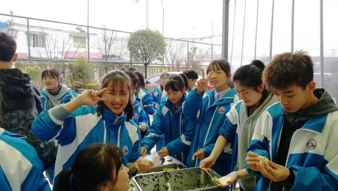 贵阳主城区这所学校作风很低调，但是成绩很缤纷！