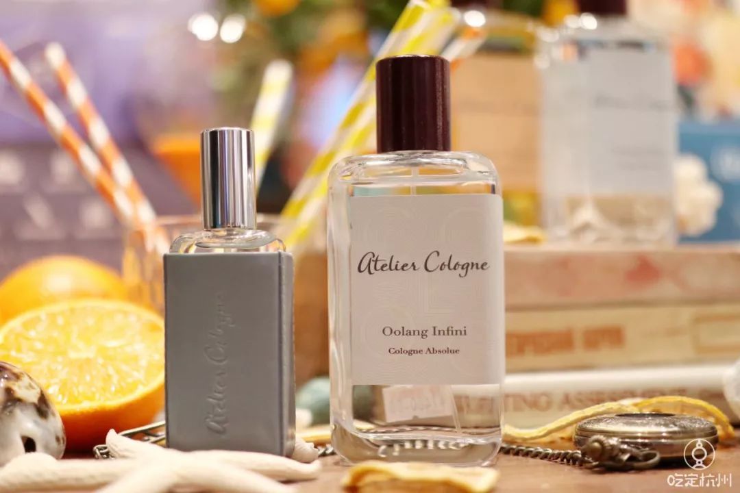 浙江首家！周杰伦为她谱曲、李佳琦连拍两个视频种草、让代购跑断腿的香水品牌来杭州了！