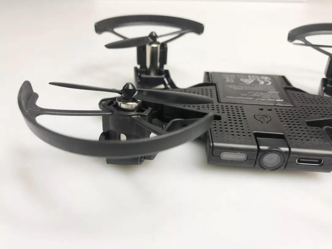 入门拍照无人机选哪款,测评无人机9.9包邮