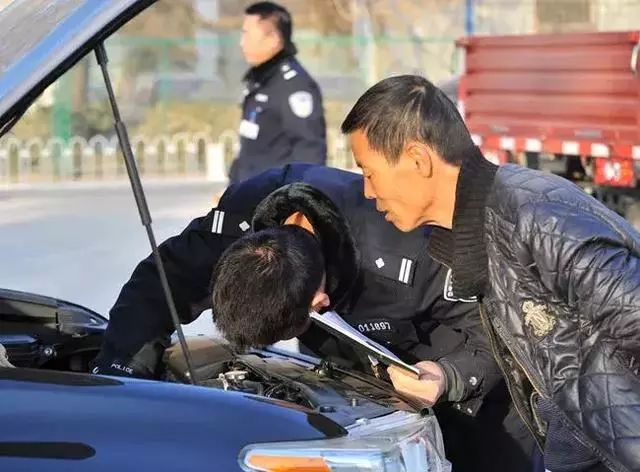 关于年检审车尾气的问题,年检跟检验是一个意思吗