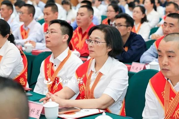 有你认识的人吗原版,四川泸州劳动模范事迹视频