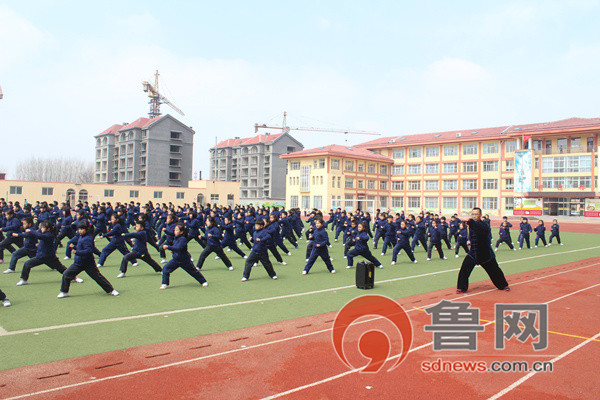 青岛小学校内托管时间4点半,胶州4岁孩子托管