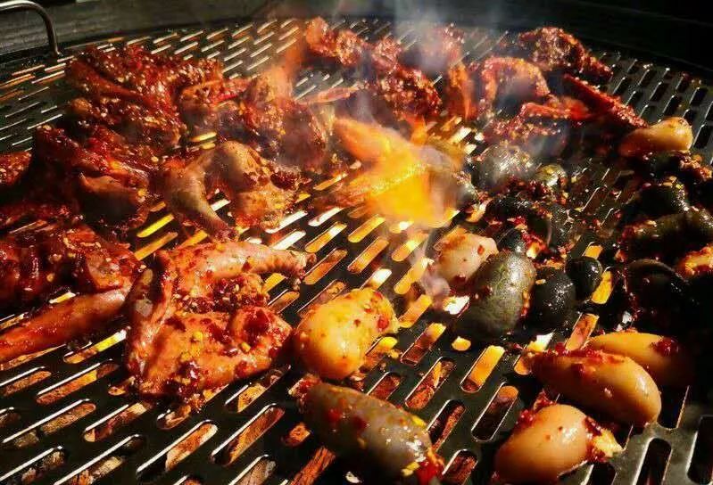 丽江必须吃的烧烤店,必须收藏的店铺