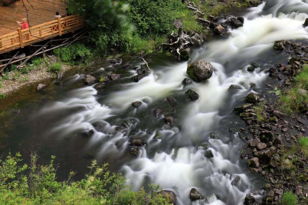 阿尔山五一适合旅游吗,五一阿尔山的风景怎样