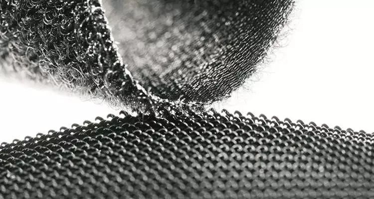 不烧脚又好看的运动风凉鞋推荐,小蓝羊凉鞋男测评