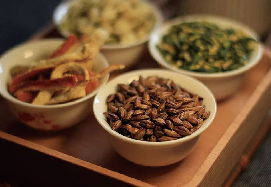 陈皮对乳腺结节有好处吗,吃九制陈皮的好处和坏处