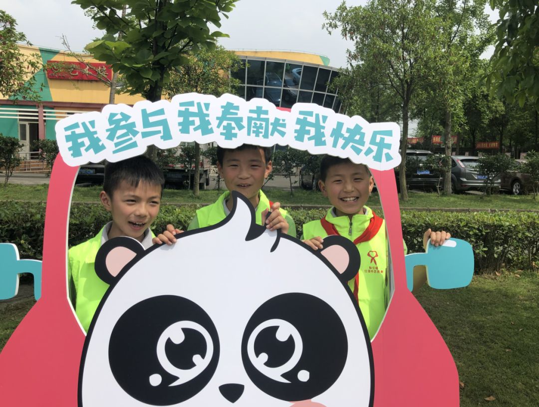 都江堰市国家文明城市,都江堰文明宣传