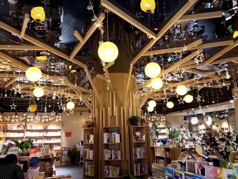 值得打卡的十家书店,没去过这些书店别说自己有腔调