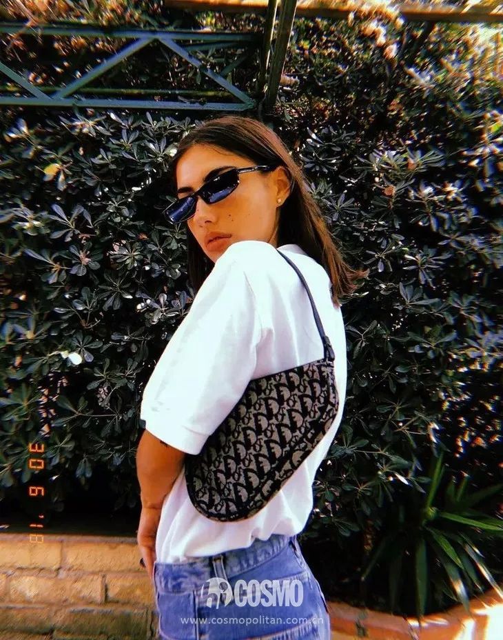 杨幂再次带火最新单品,杨幂最近带货