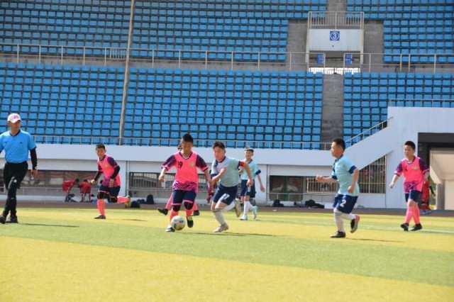 15支球队足球比赛,15支球队比赛