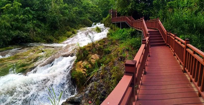 头条|不想走的太远?那我们就去百色这些美到窒息的旅游景点看看吧