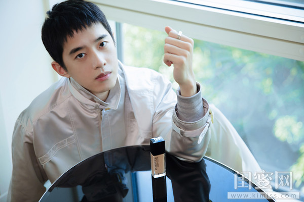 dior新一代锁妆粉底液测评,dior锁妆粉底柔雾