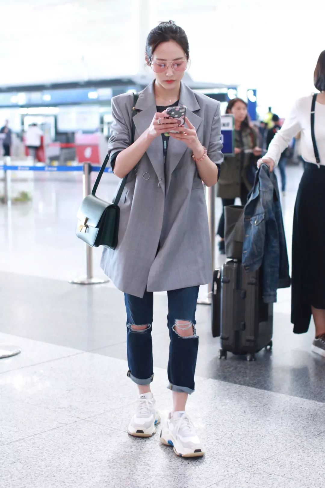 破洞裤什么时间开始流行的,破洞裤太破了怎么改