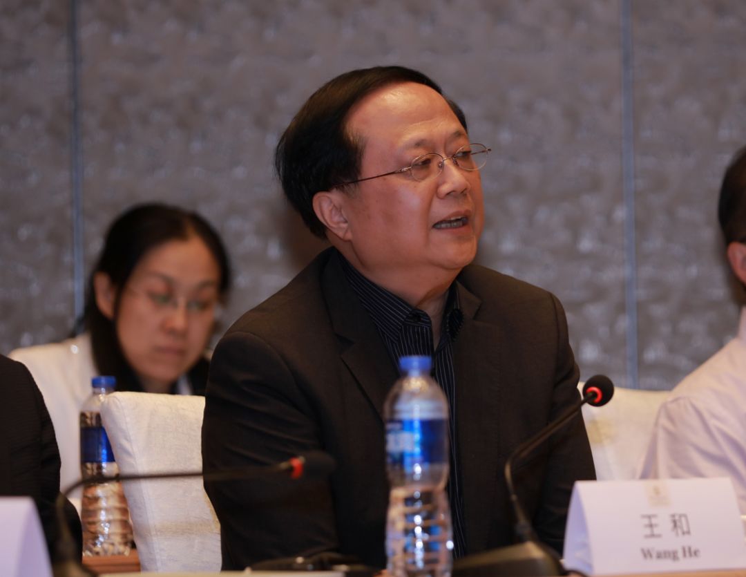 fintech鐑偣鑱氱劍,2023浜氬お閲戣瀺璁哄潧閫忛湶鐨勬柊鏈洪亣