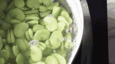 警惕多人吃这道菜后中毒进医院,警惕这些食物让孩子越吃越傻