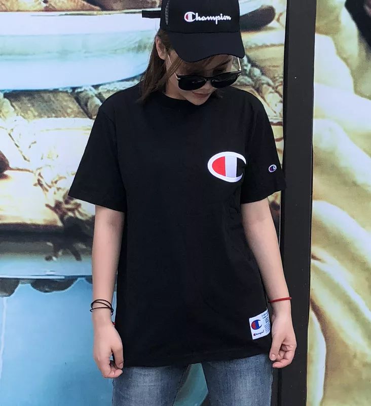 champion卫衣明星,champion性价比卫衣推荐