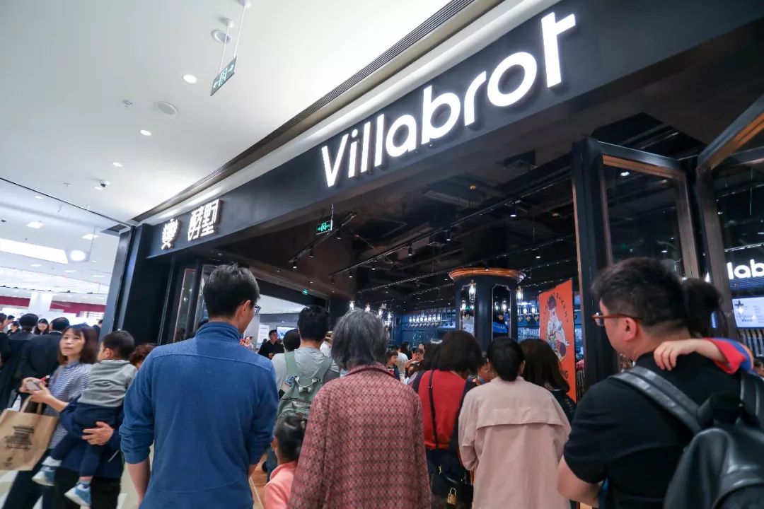 新店开业10w人围观,开业典礼1万人围观