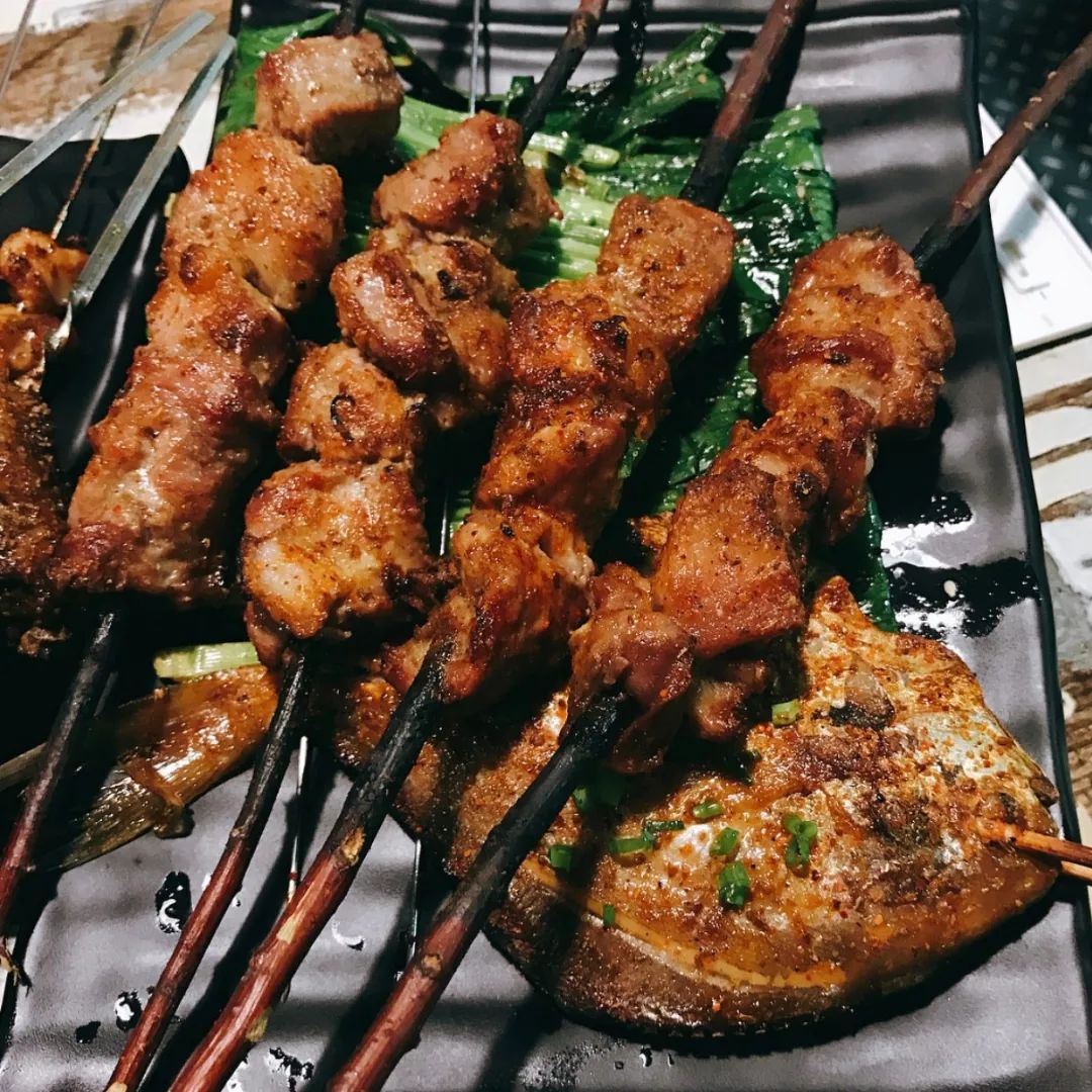 东北烧烤摊冰子,东北最实惠烧烤店