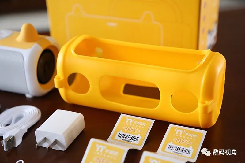 牛听听熏教机和火兔故事机哪个好,牛听听儿童智能熏教机便携版