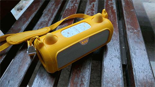 牛听听熏教机和火兔故事机哪个好,牛听听儿童智能熏教机便携版