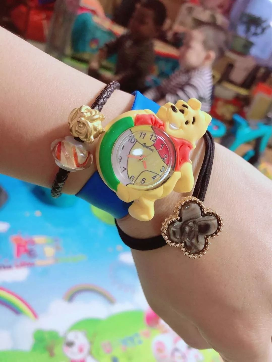 优雅的女人戴名表,名表和包包档次对比