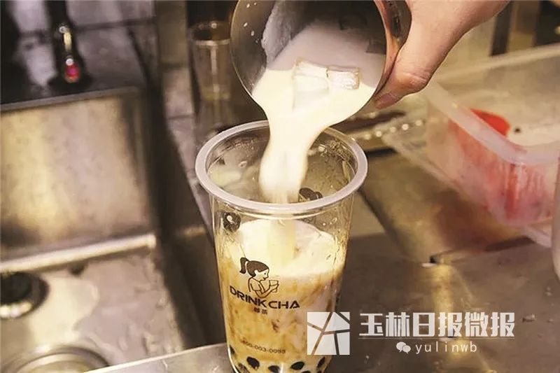 遍地开花的奶茶店背后,遍地开花的奶茶店