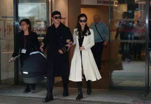 angelababy3岁到30岁,angelababy是否自己生娃