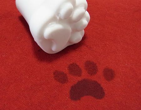 梅雨季也能好心情日疯传「猫咪掌印」伞套