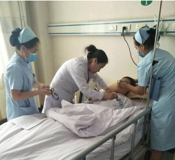 放屁太多确诊肠癌,女子总是放屁患上肠癌晚期