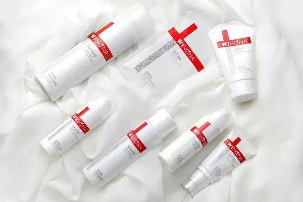 至本修护肌底液和薇诺娜特护霜,至本和薇诺娜水乳