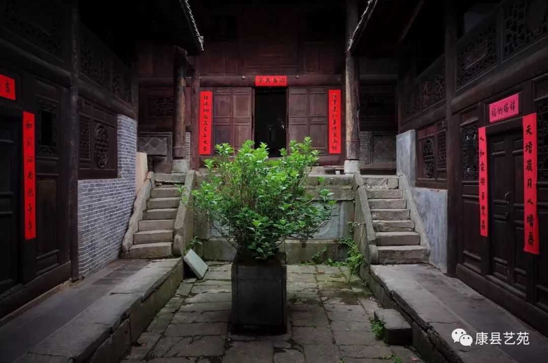 陕西一个作家最多的地方,陕西安康的出名作家